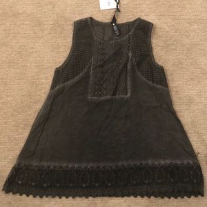 Agnes & Dora Woven Eyelet Tank